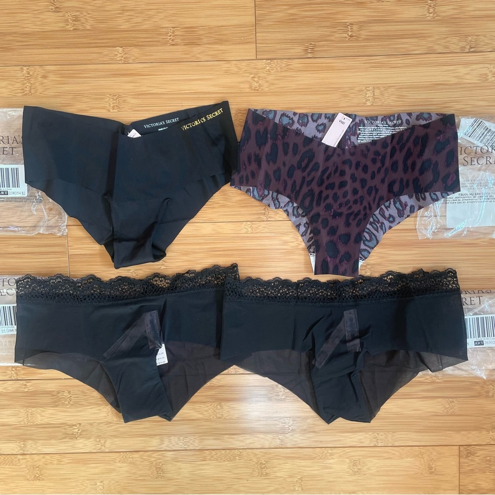 4 VS Sexy Illusion No Show Cheeky Panties